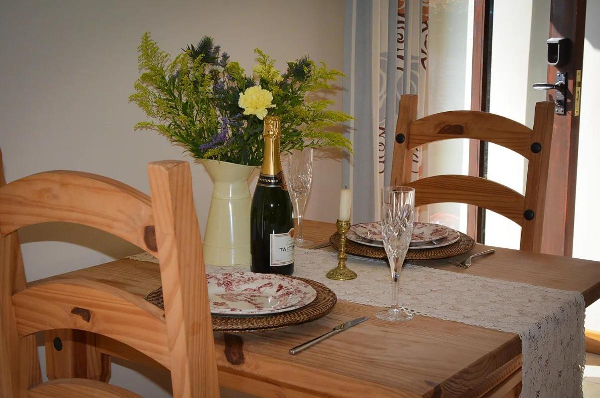 Rhiwddu Barns Villa Llangadog Room photo